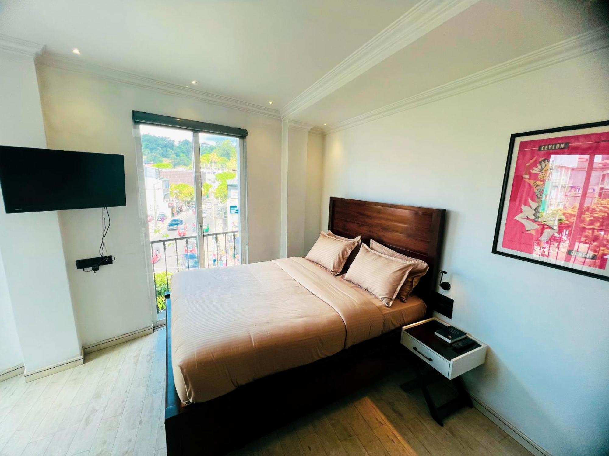 Bed Station 210 Hotel Kandy Luaran gambar