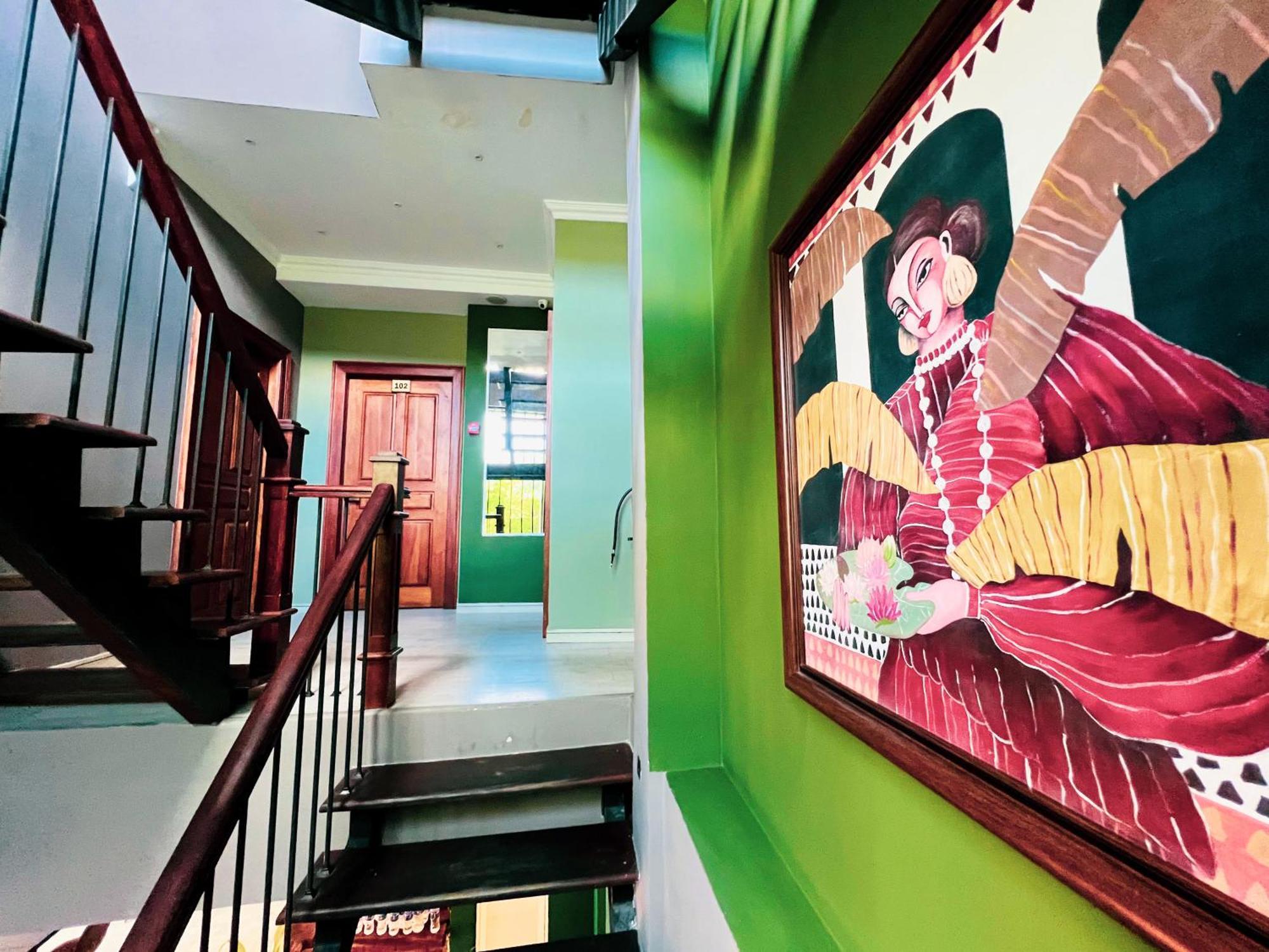 Bed Station 210 Hotel Kandy Luaran gambar