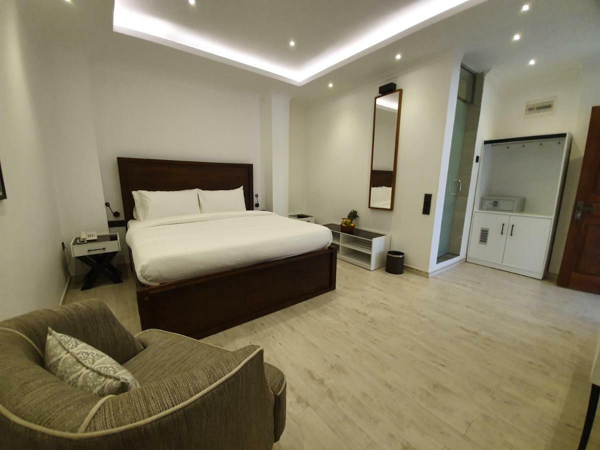 Bed Station 210 Hotel Kandy Luaran gambar